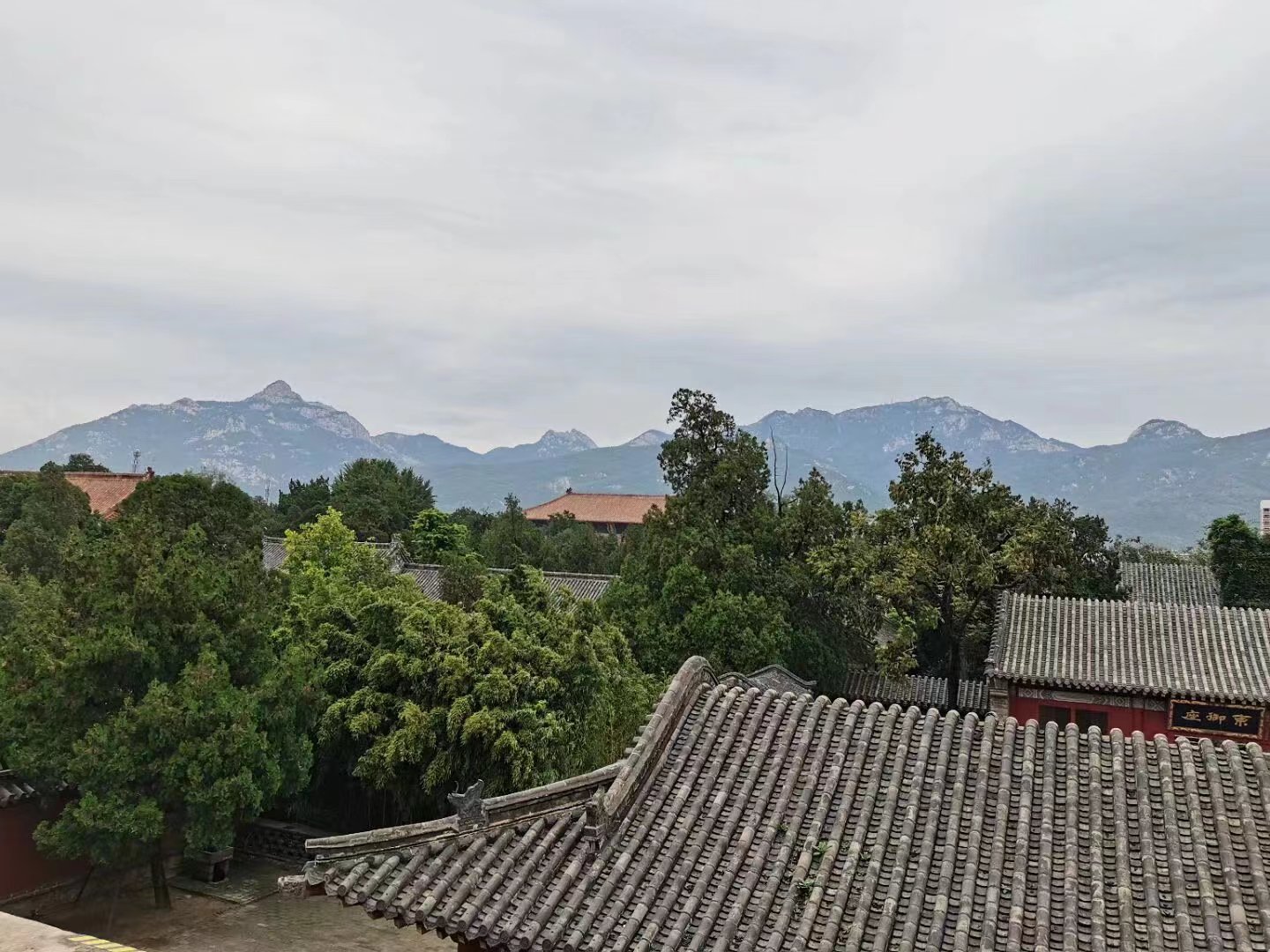 众悦旅游-泰山岱庙02