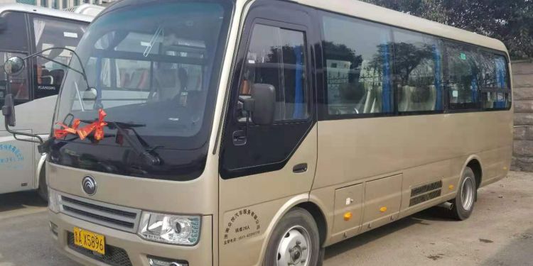 5896，宇通，26座