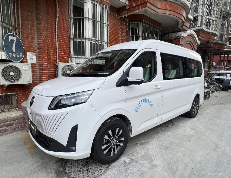 畅游海滨之城——青岛必玩景点全攻略（含租车与出行预订指南）