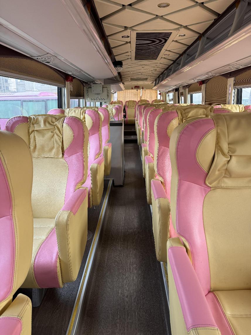 众悦汽车服务有限公司汽车内饰图