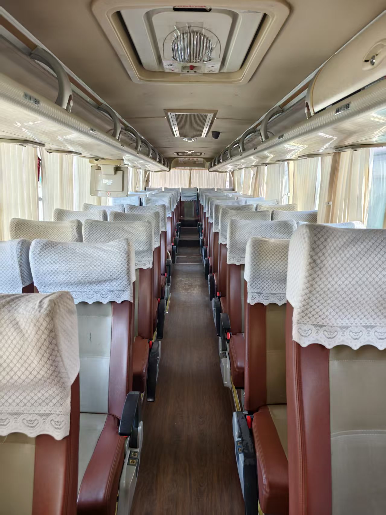 众悦汽车服务有限公司汽车内饰图